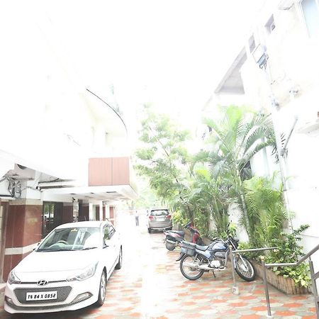Hotel Ashok Residency Chennai Exteriör bild