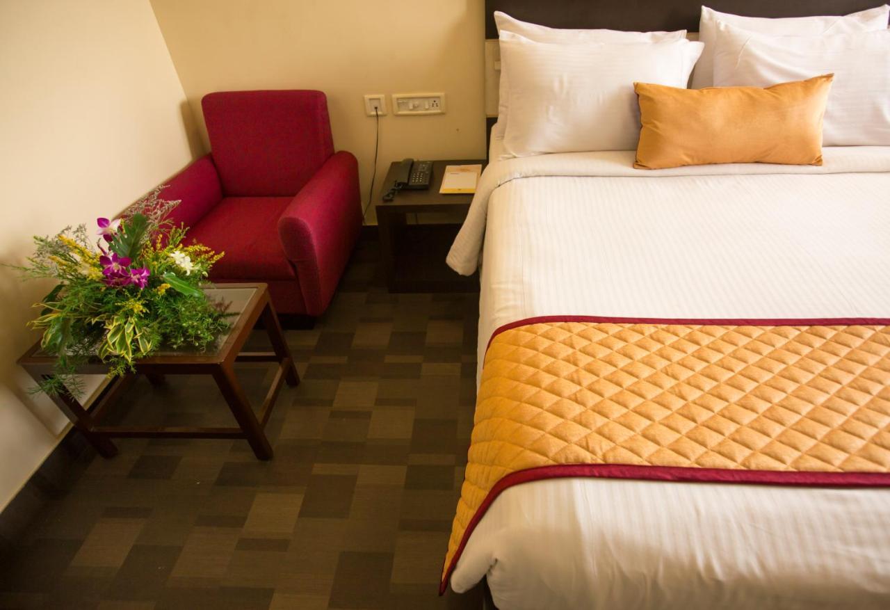 Hotel Ashok Residency Chennai Exteriör bild