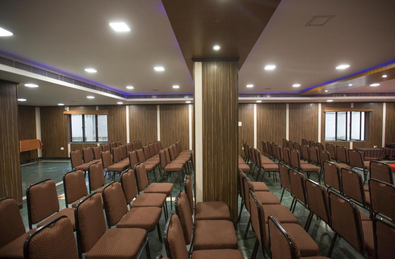 Hotel Ashok Residency Chennai Exteriör bild