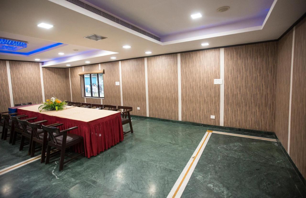 Hotel Ashok Residency Chennai Exteriör bild