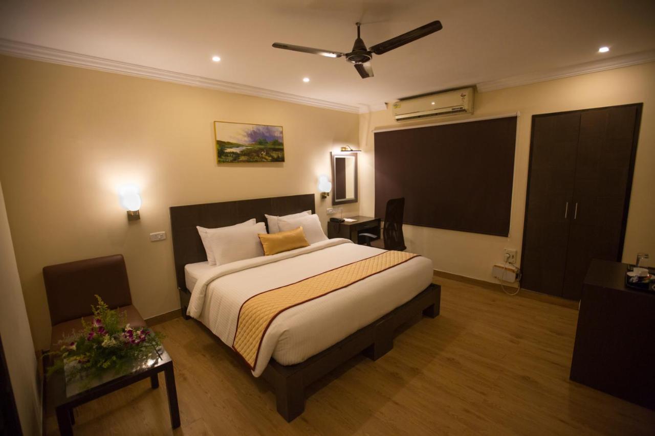Hotel Ashok Residency Chennai Exteriör bild