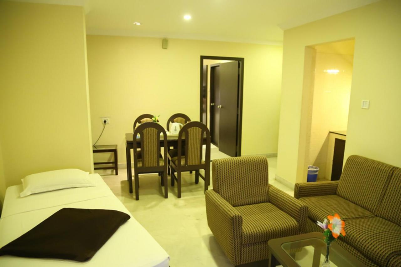 Hotel Ashok Residency Chennai Exteriör bild